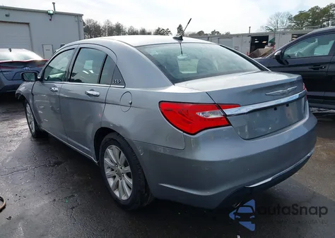 2013 Chrysler 200 Limited из США, поврежденный, VIN 1C3CCBCG7DN651745